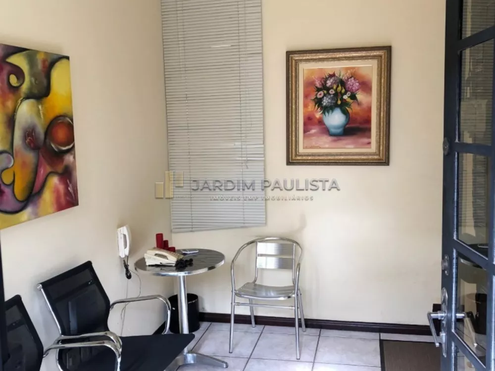 Casa à venda com 5 quartos, 295m² - Foto 1