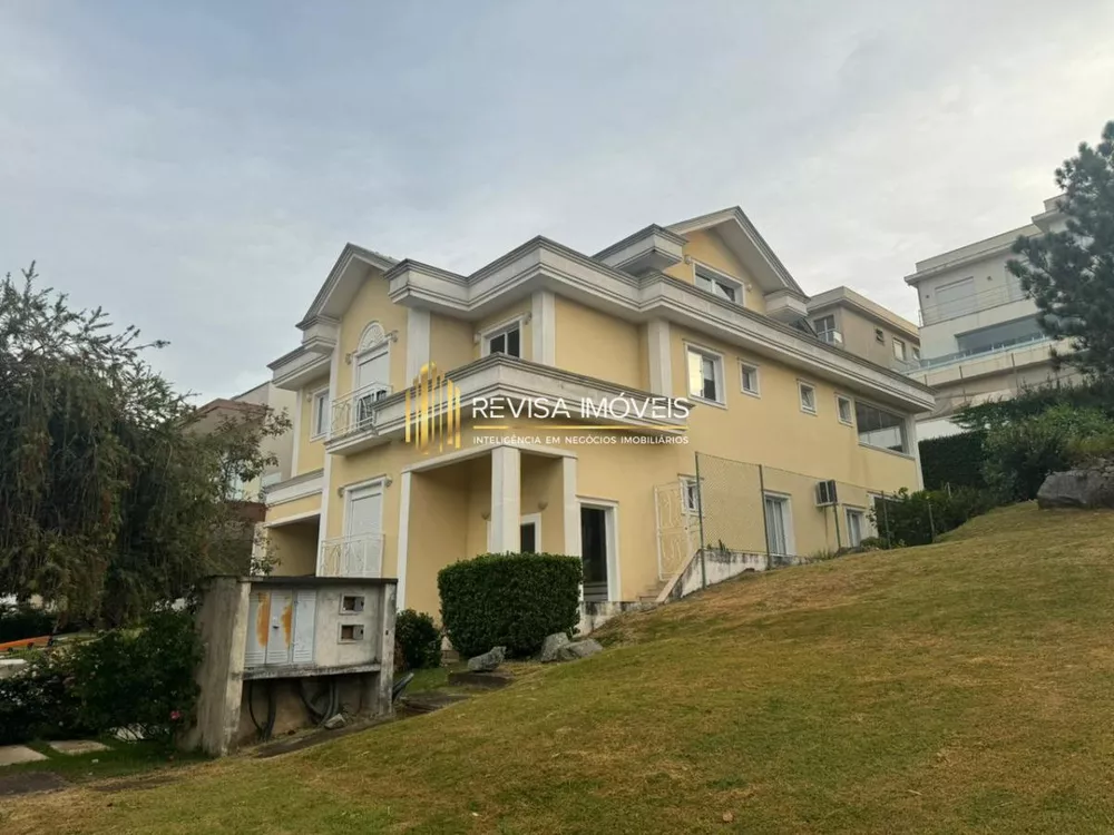 Casa de Condomínio para alugar com 4 quartos, 440m² - Foto 2