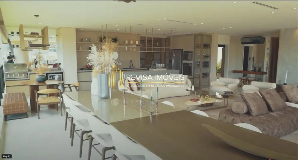Apartamento, 4 quartos, 218 m² - Foto 1