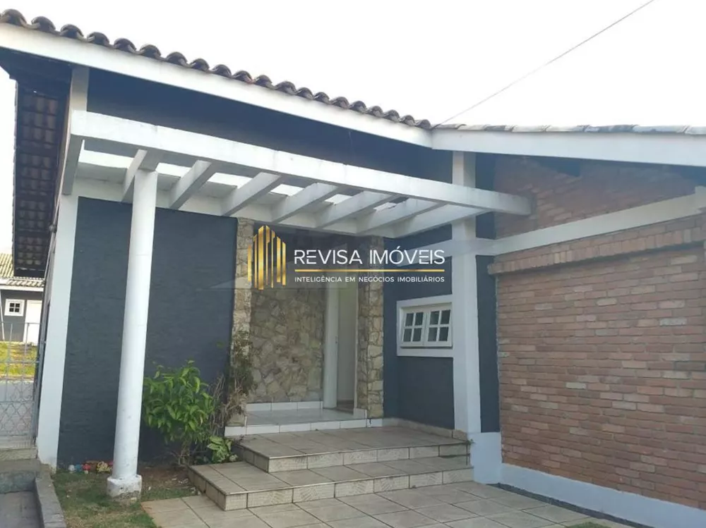 Casa de Condomínio à venda com 5 quartos, 360m² - Foto 2