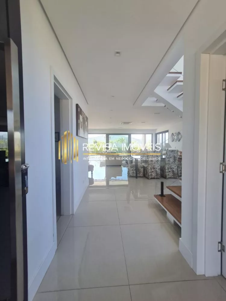 Casa de Condomínio à venda com 4 quartos, 450m² - Foto 3