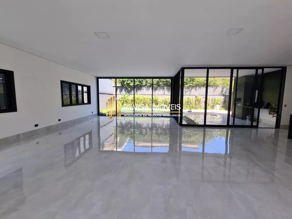 Casa de Condomínio à venda com 4 quartos, 555m² - Foto 2