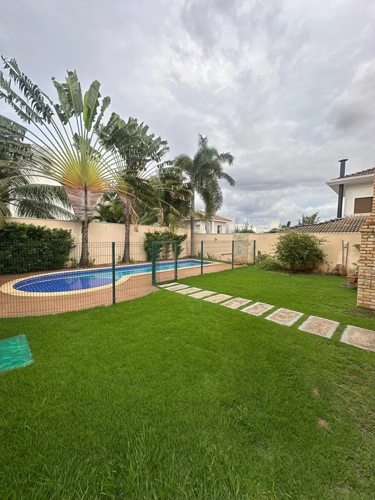 Casa, 4 quartos, 204 m² - Foto 1