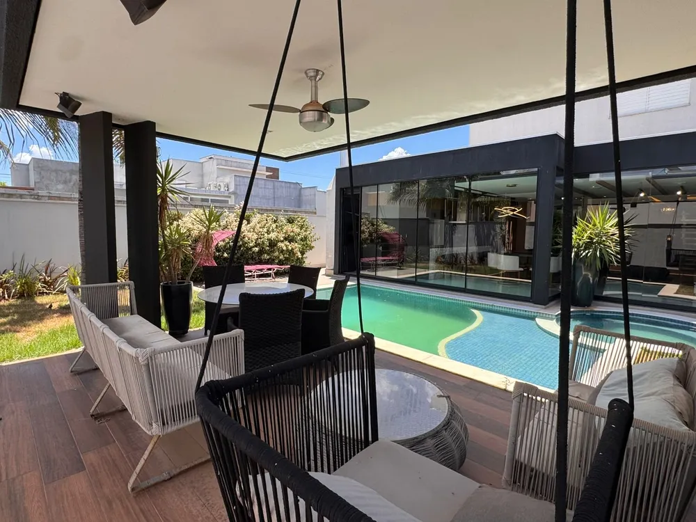 Casa, 3 quartos, 270 m² - Foto 2