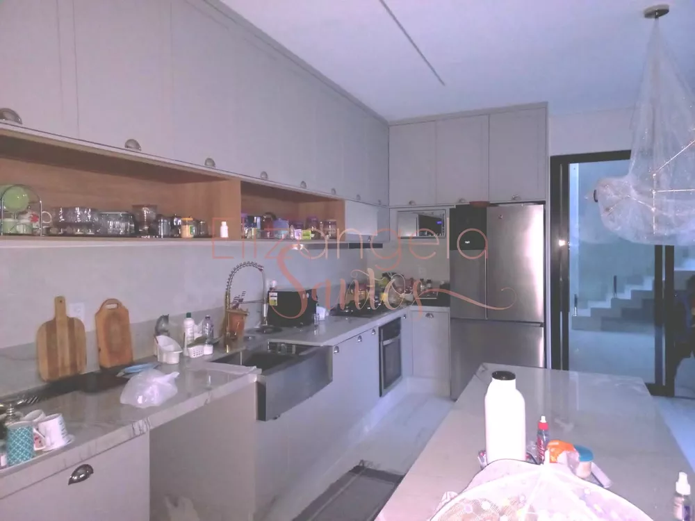 Sobrado, 4 quartos, 250 m² - Foto 2