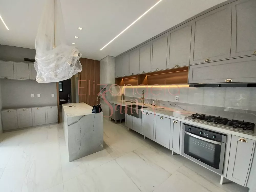 Sobrado, 4 quartos, 250 m² - Foto 1