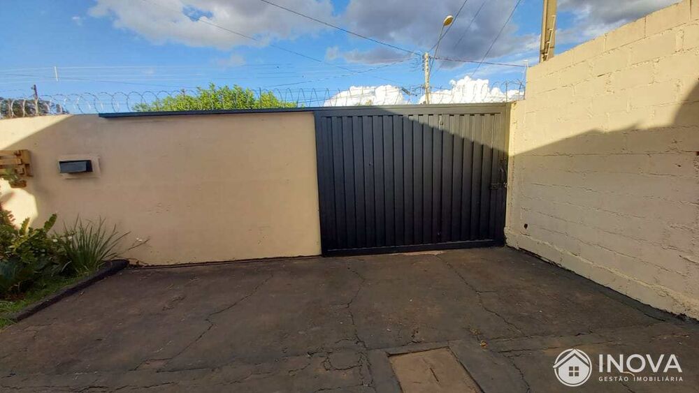 Casa, 5 quartos, 167 m² - Foto 2