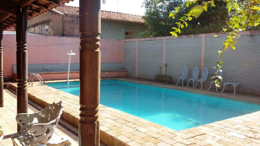Casa, 2 quartos, 258 m² - Foto 3