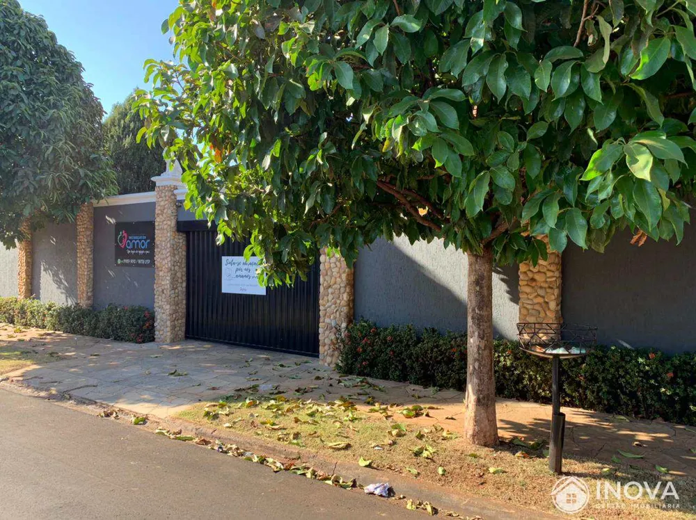 Casa, 4 quartos, 600 m² - Foto 1