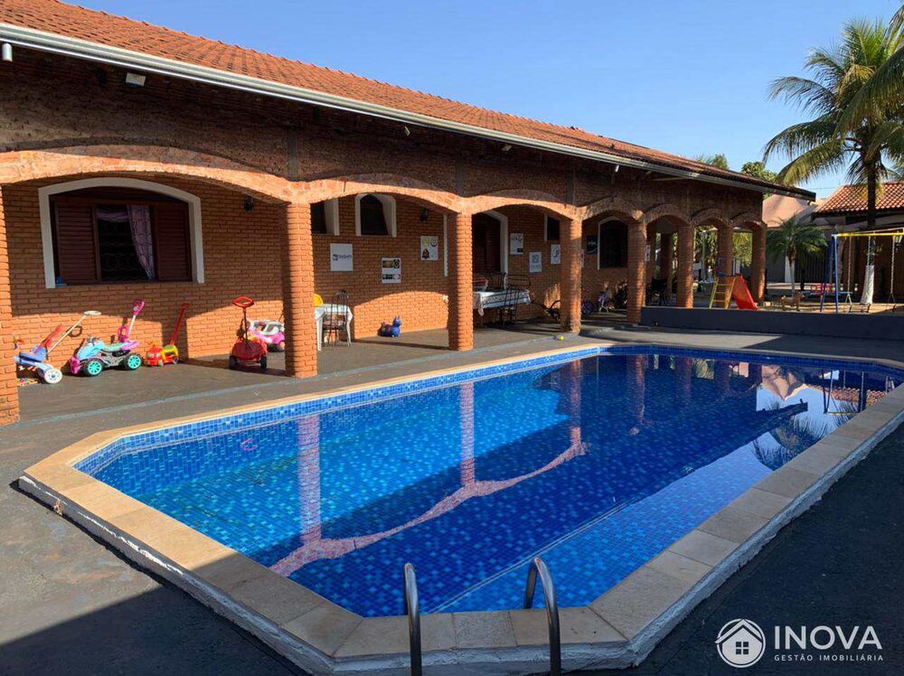 Casa, 4 quartos, 600 m² - Foto 3