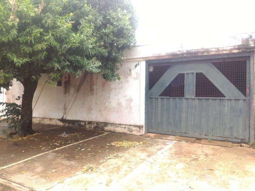 Casa, 2 quartos, 179 m² - Foto 1