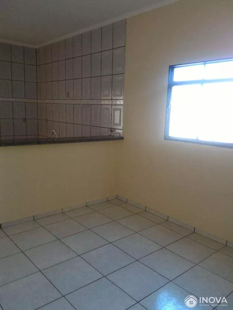 Casa à venda com 2 quartos, 179m² - Foto 10