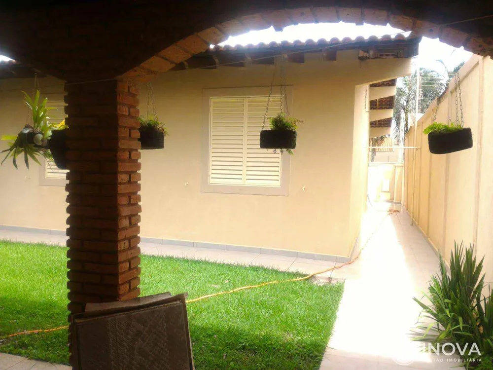 Casa, 2 quartos, 200 m² - Foto 3