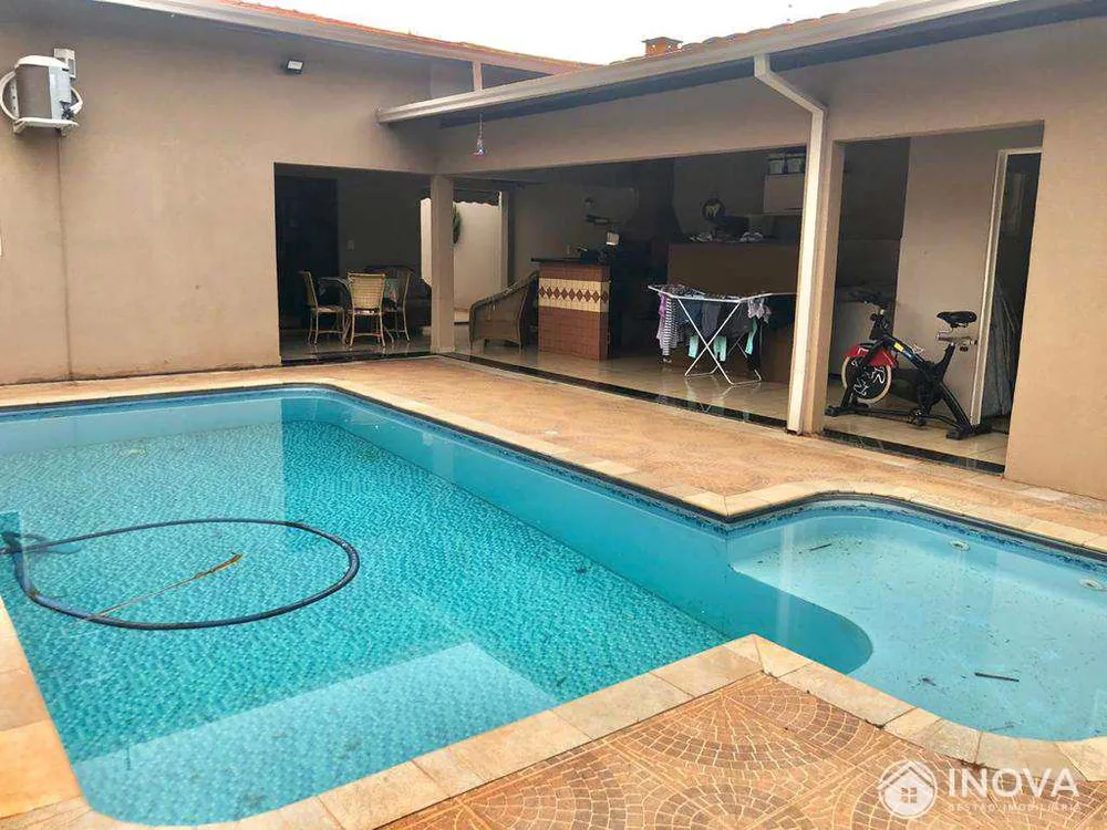 Casa, 2 quartos, 220 m² - Foto 10