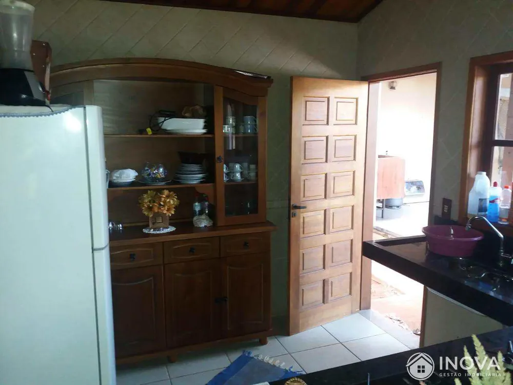 Casa, 3 quartos, 250 m² - Foto 1