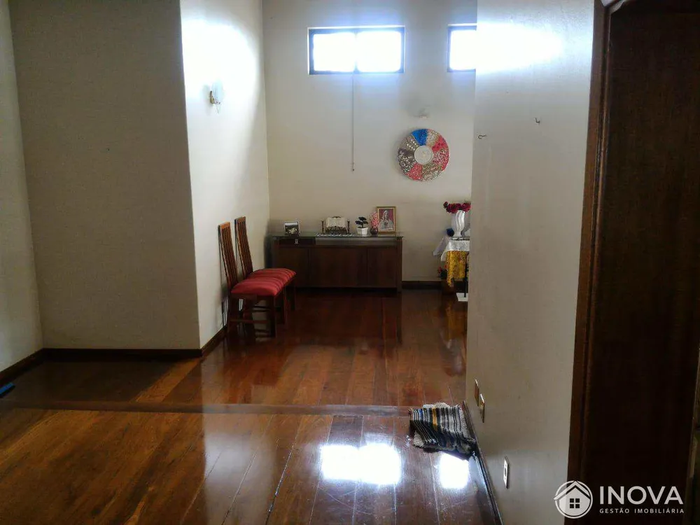 Casa, 641 m² - Foto 8