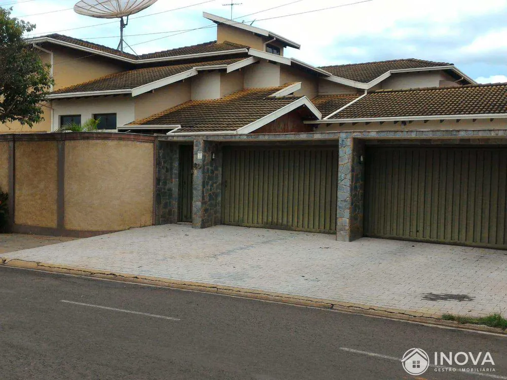 Casa, 641 m² - Foto 1
