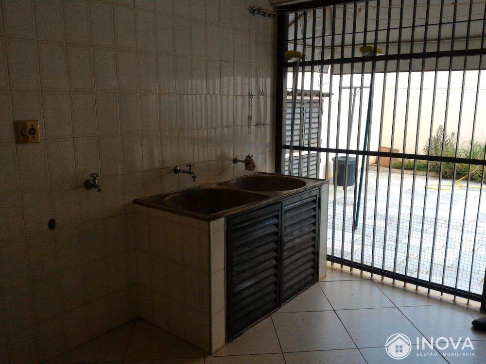 Casa, 641 m² - Foto 3