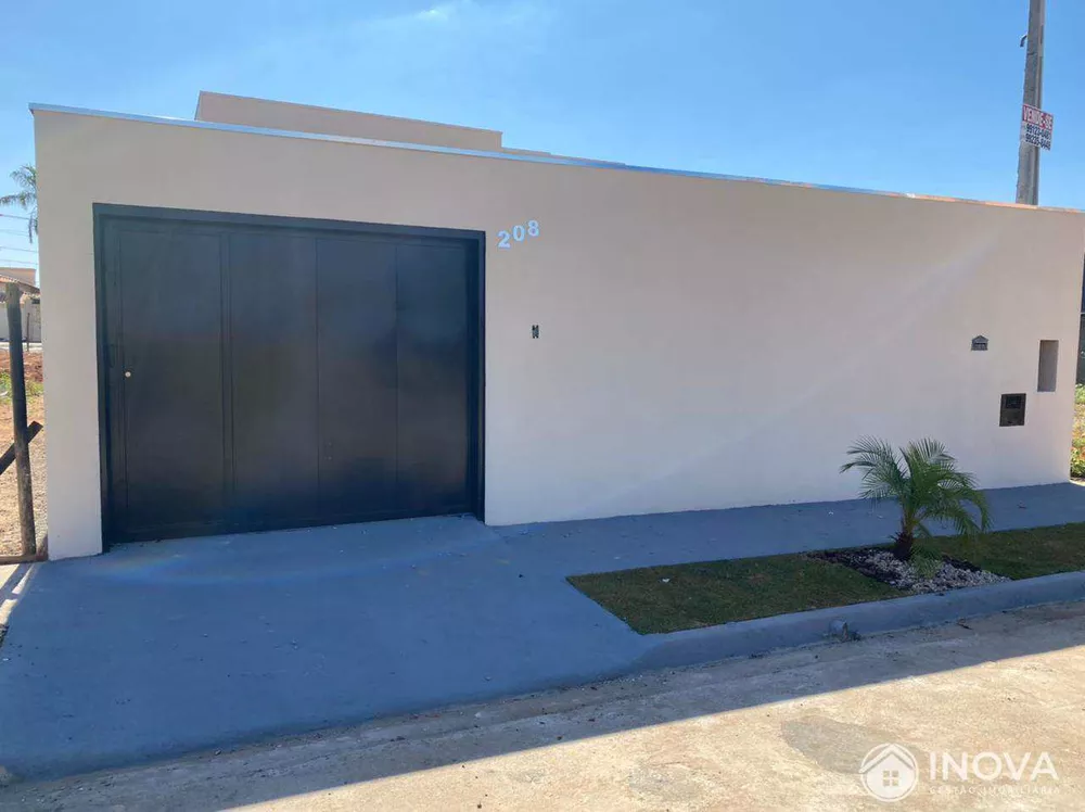 Casa à venda com 2 quartos, 92m² - Foto 1