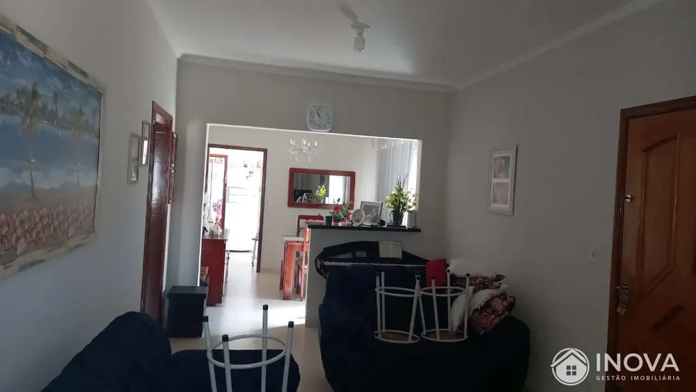 Casa, 2 quartos, 240 m² - Foto 14
