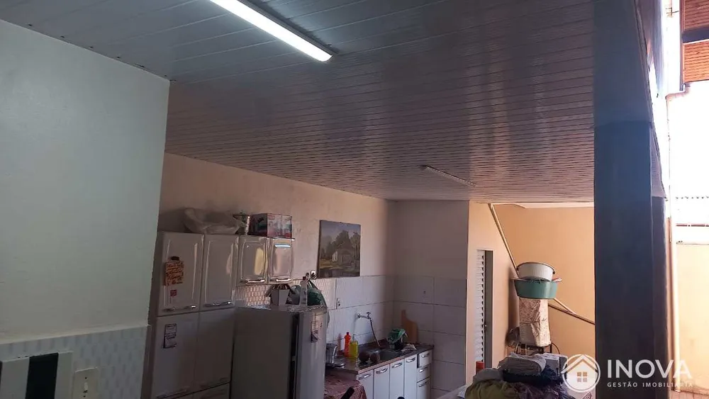 Casa, 2 quartos, 240 m² - Foto 16