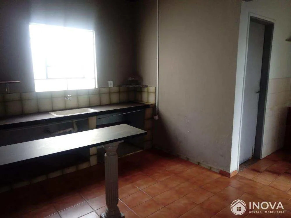 Casa, 5 quartos, 212 m² - Foto 10