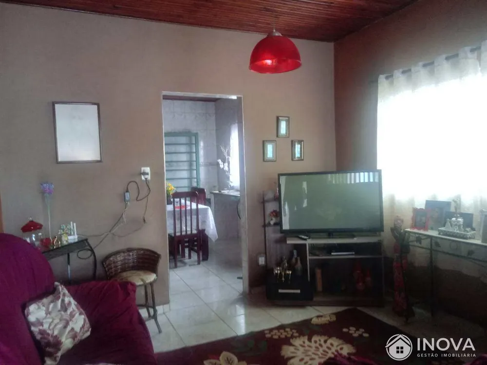 Casa, 3 quartos, 68 m² - Foto 2