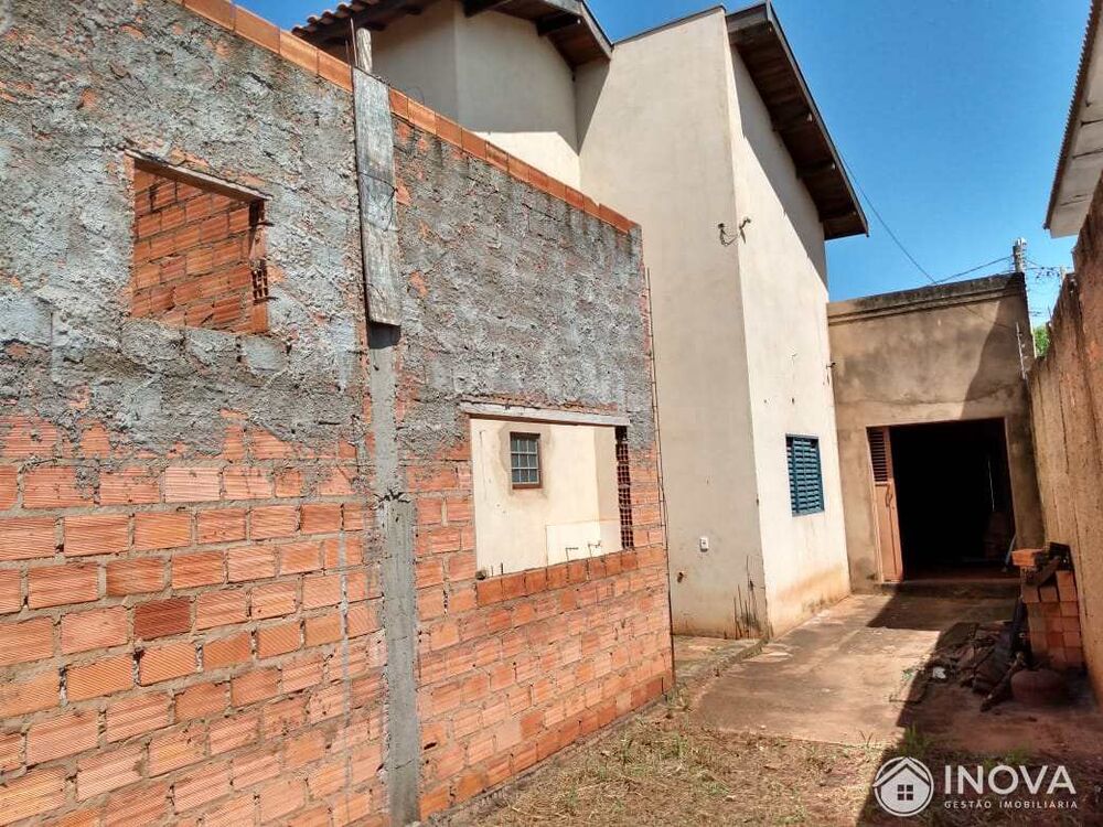 Casa, 2 quartos, 326 m² - Foto 2