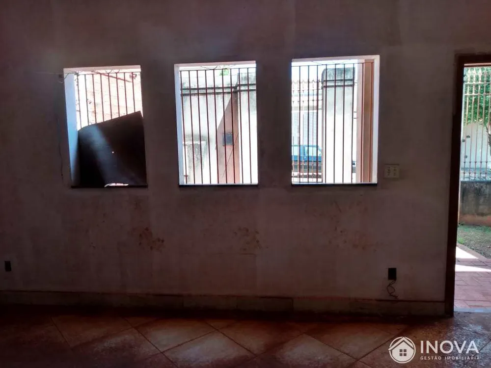 Casa, 2 quartos, 326 m² - Foto 3