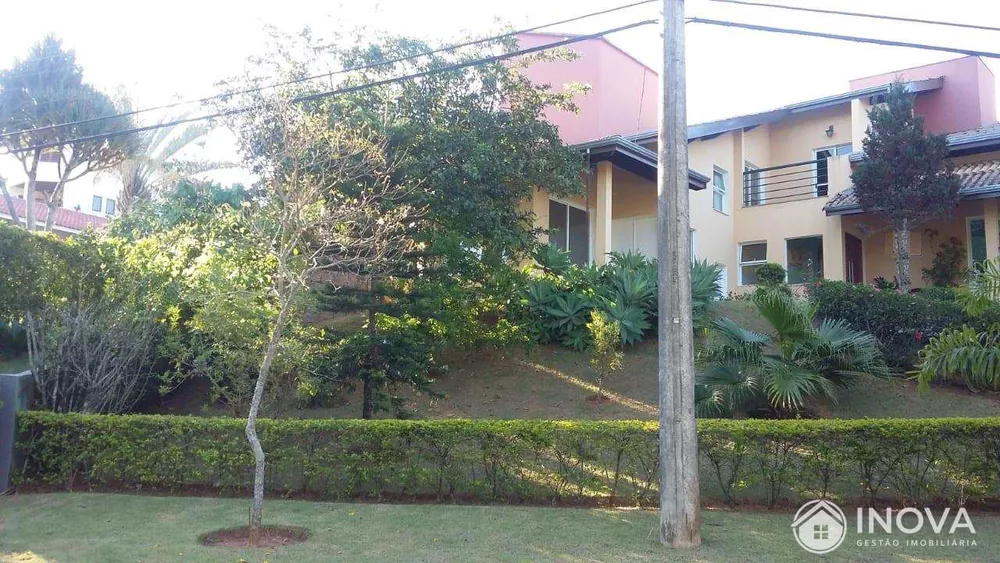 Casa de Condomínio à venda com 3 quartos, 514m² - Foto 1