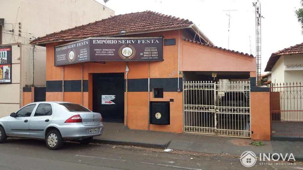 Casa, 3 quartos, 230 m² - Foto 2