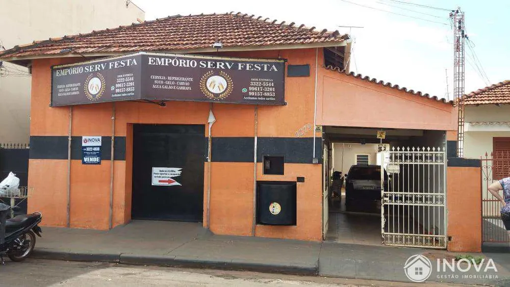 Casa, 3 quartos, 230 m² - Foto 1