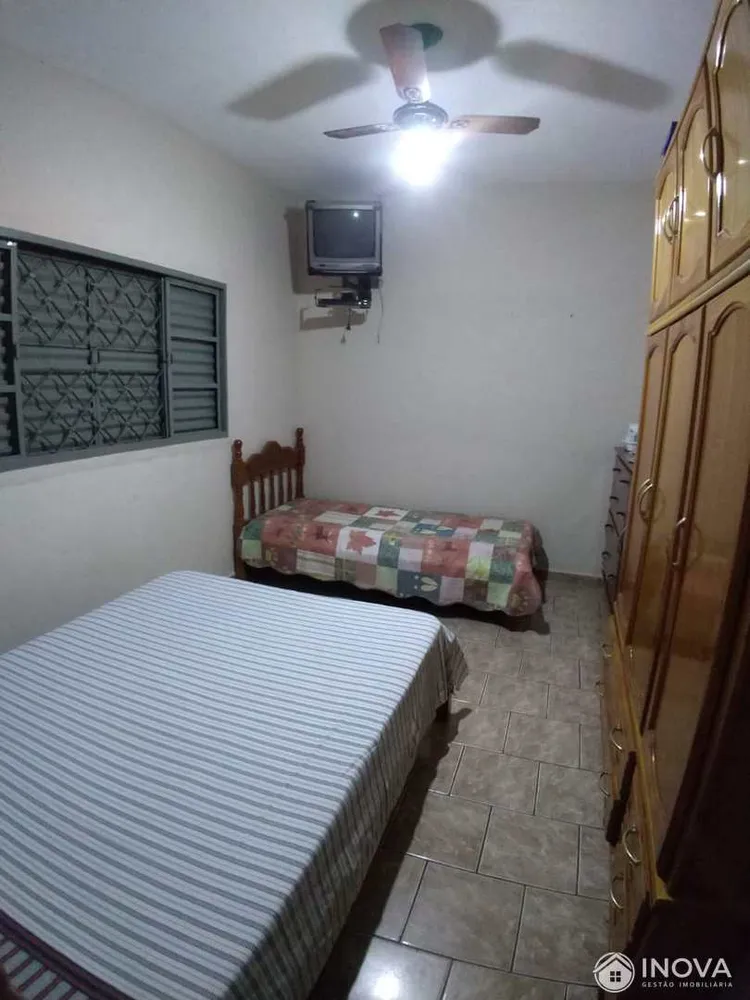 Casa, 3 quartos, 226 m² - Foto 9