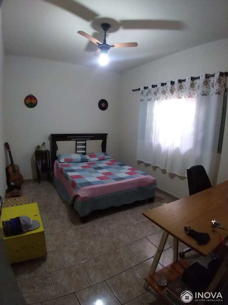 Casa, 3 quartos, 226 m² - Foto 4