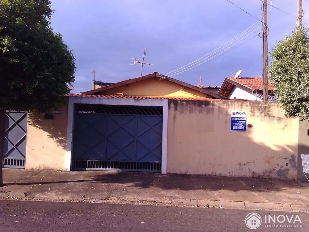 Casa, 3 quartos, 226 m² - Foto 1