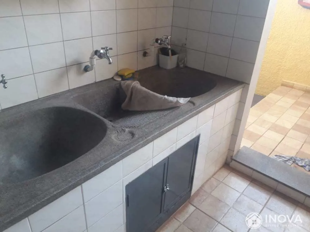 Casa, 2 quartos, 355 m² - Foto 15