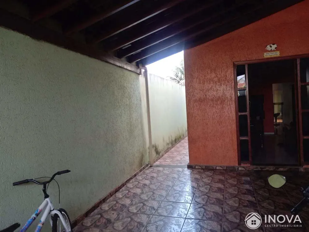 Casa, 3 quartos, 220 m² - Foto 1