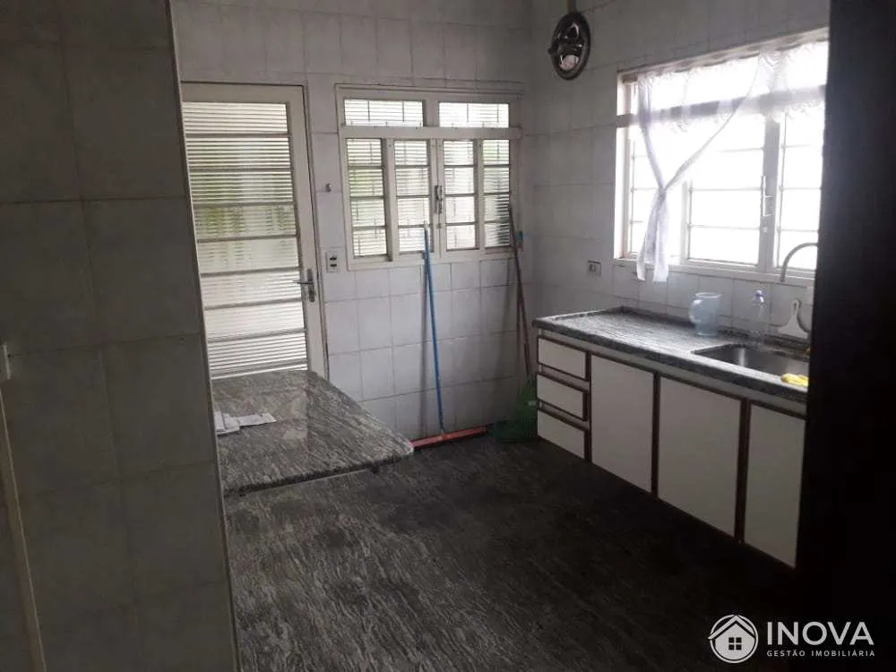 Casa, 3 quartos, 177 m² - Foto 4