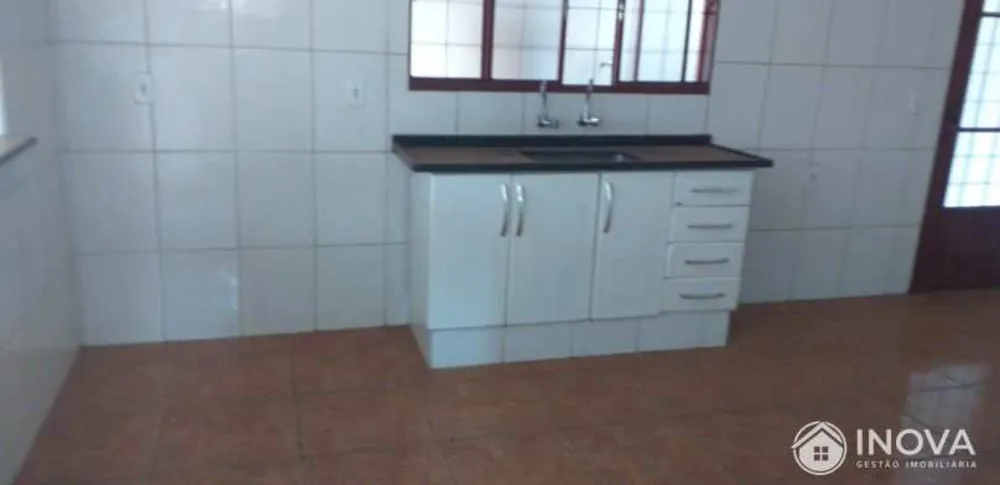 Casa, 2 quartos, 247 m² - Foto 7