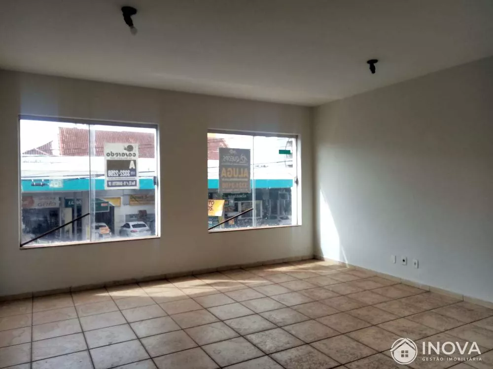 Apartamento para alugar com 2 quartos, 160m² - Foto 4