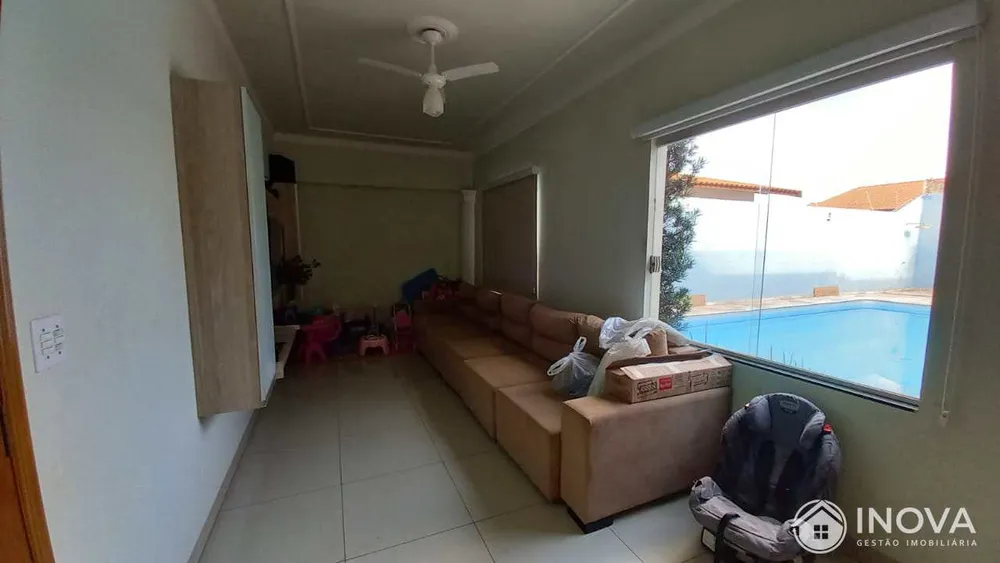 Casa, 1 quarto, 258 m² - Foto 9