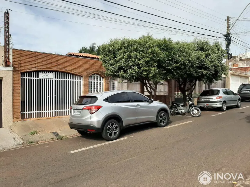 Casa, 3 quartos, 200 m² - Foto 1