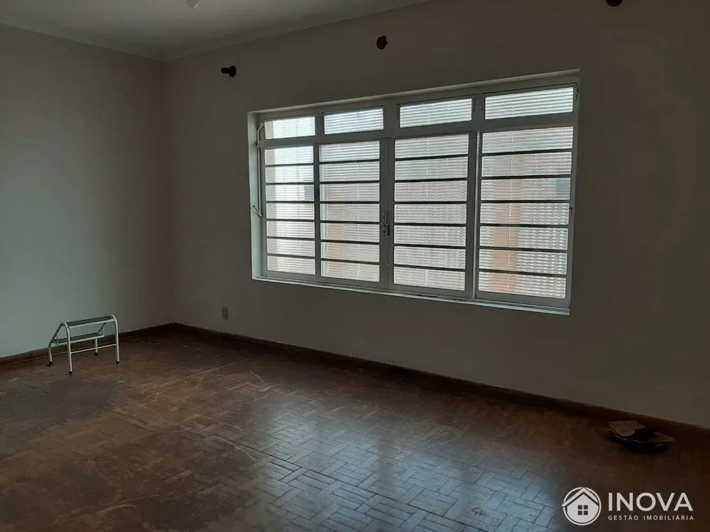 Casa, 3 quartos, 200 m² - Foto 3