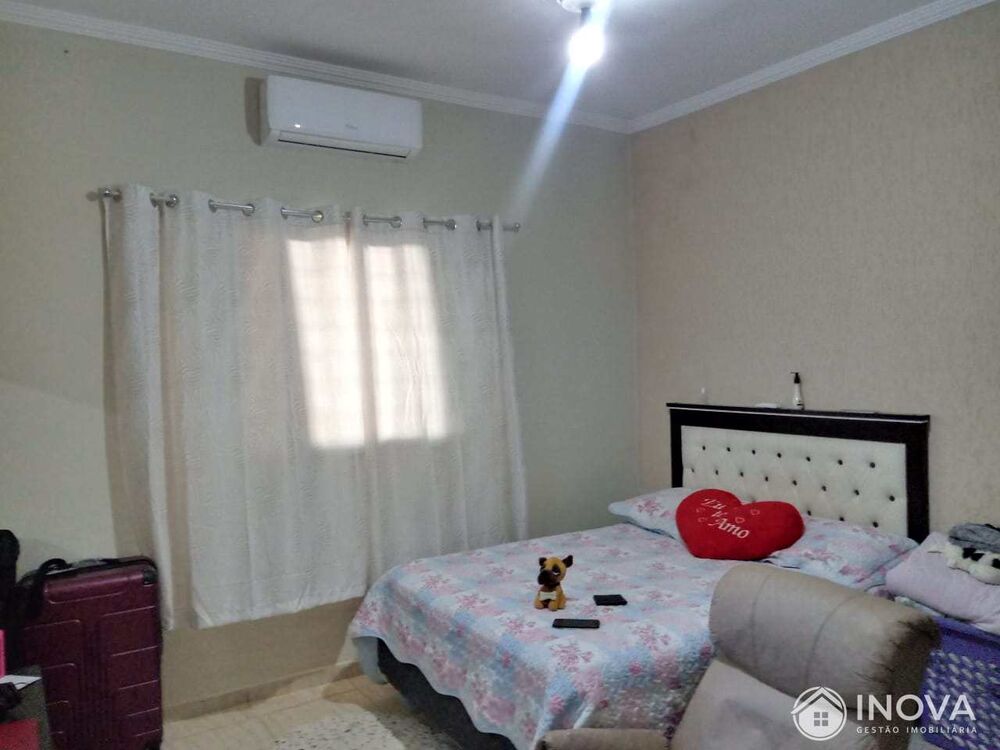 Casa, 3 quartos, 260 m² - Foto 3