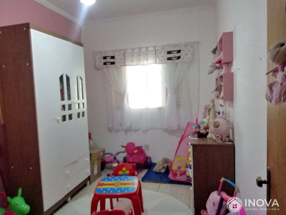 Casa, 3 quartos, 260 m² - Foto 10