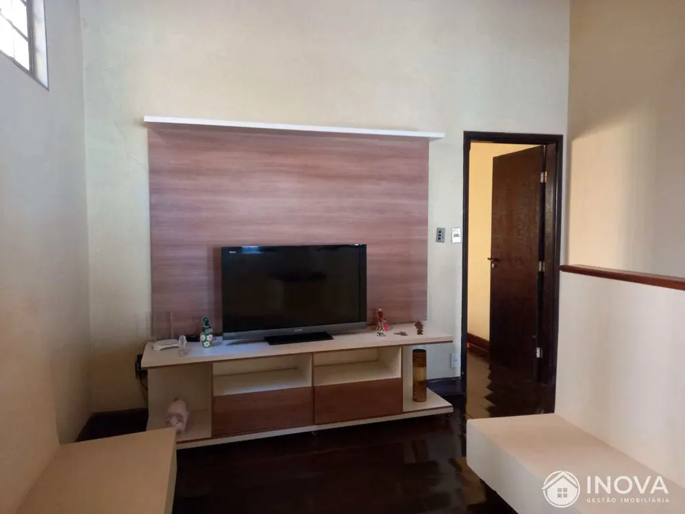 Casa, 1 quarto, 305 m² - Foto 13