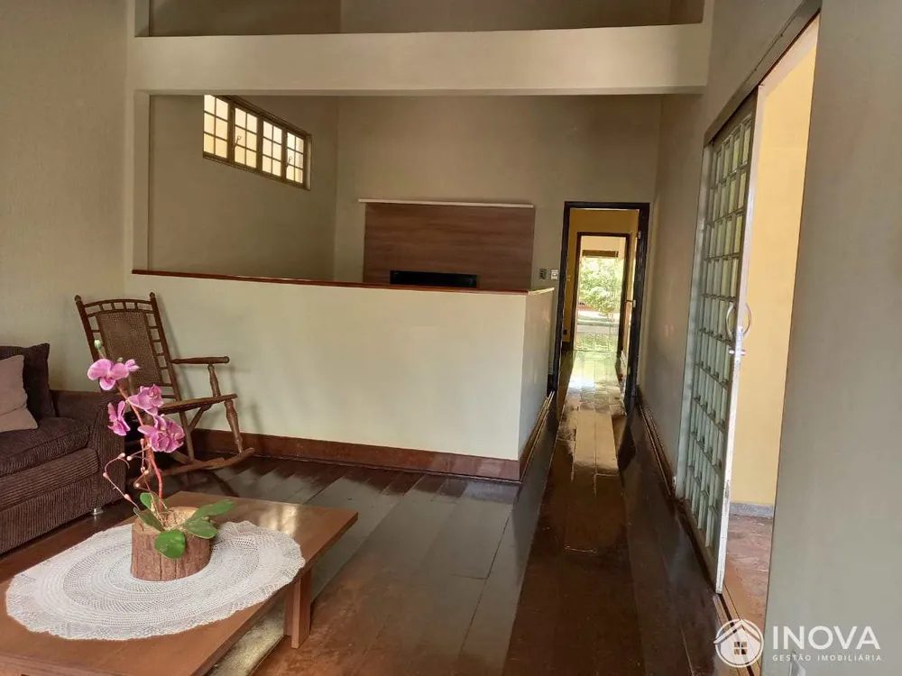 Casa, 1 quarto, 305 m² - Foto 3
