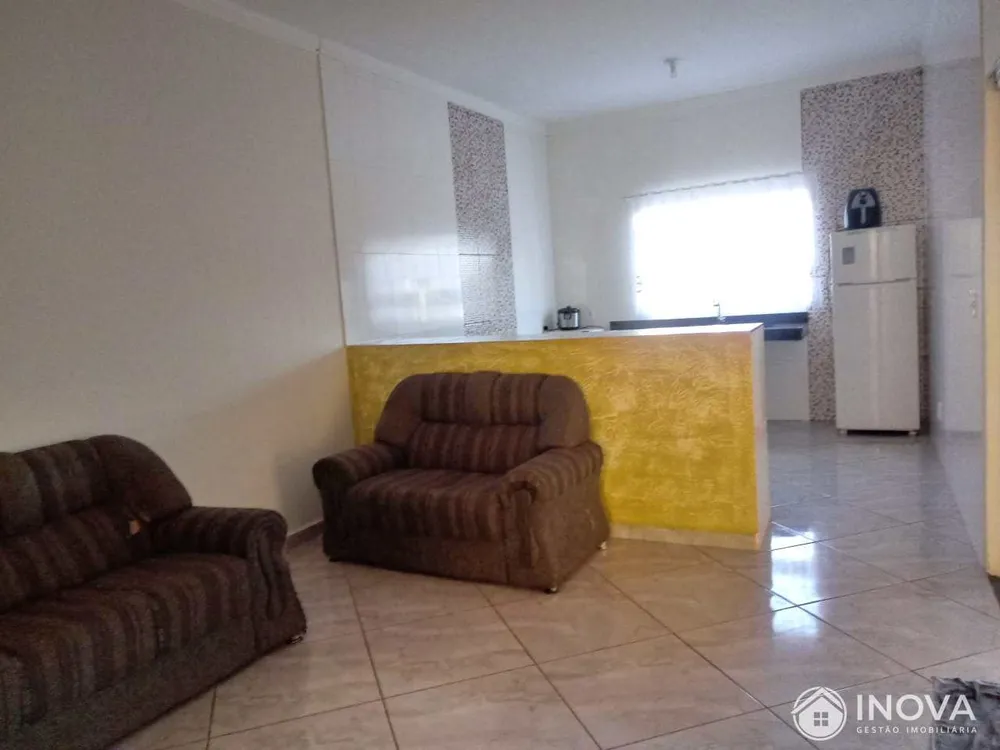 Casa, 1 quarto, 115 m² - Foto 2