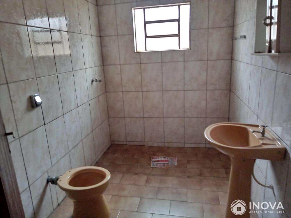 Casa, 1 quarto, 162 m² - Foto 1
