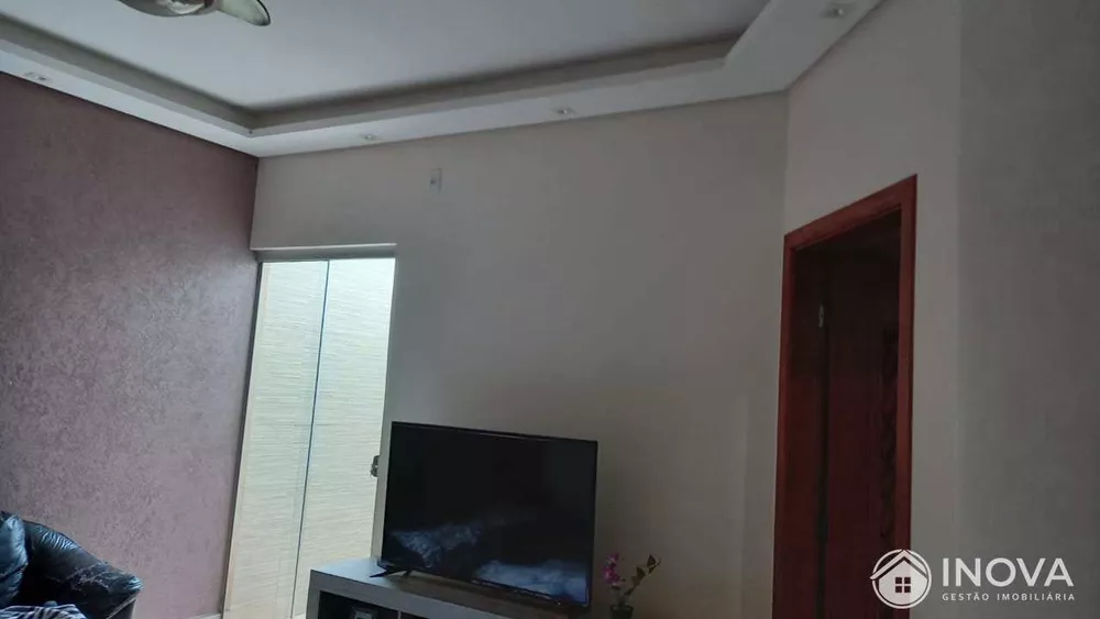Casa, 2 quartos, 270 m² - Foto 13